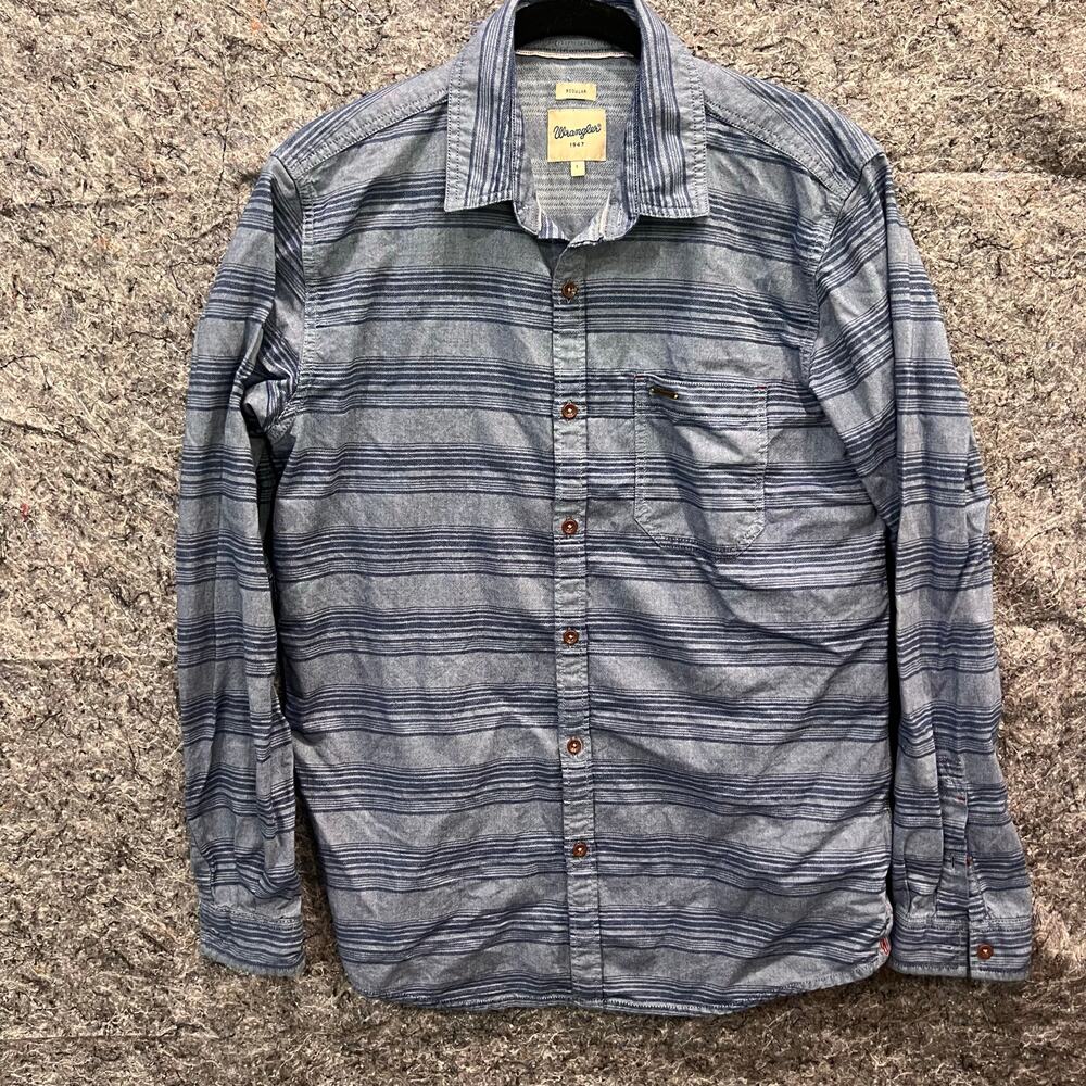 Wrangler Shirt- Men's Large Slim Fit -Blue Horizontal Stripes -Long Sleeves